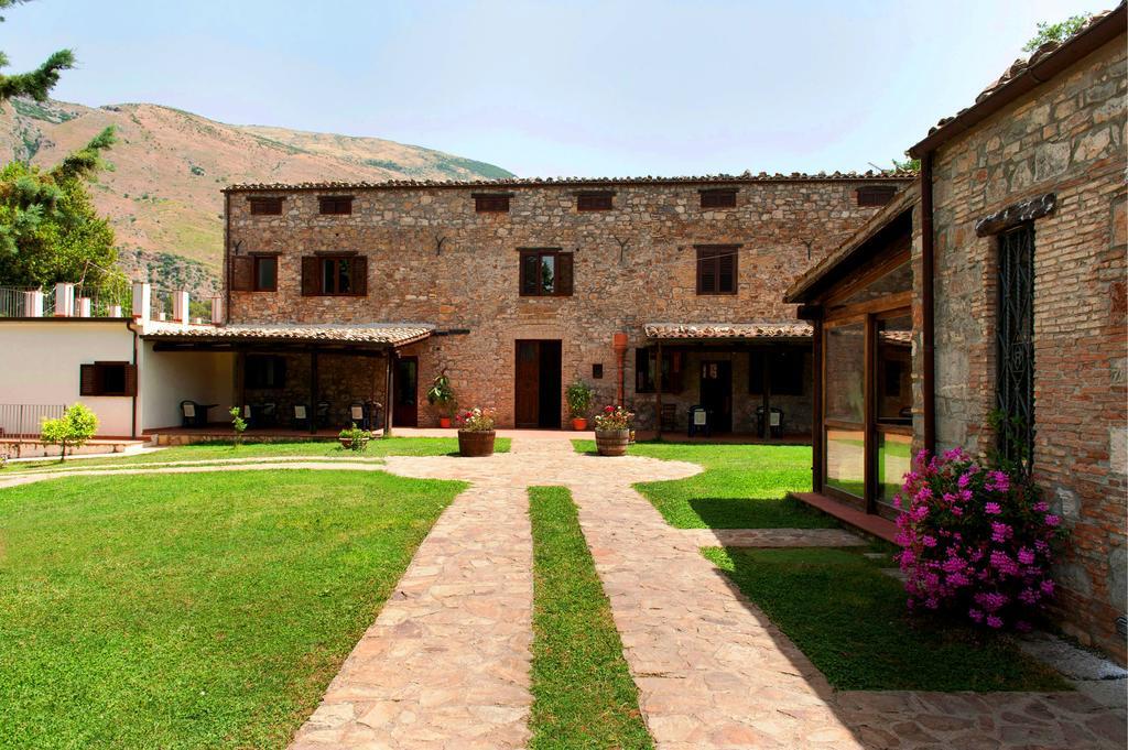 L'Antico Casale Guest House Полици Дженероза Екстериор снимка
